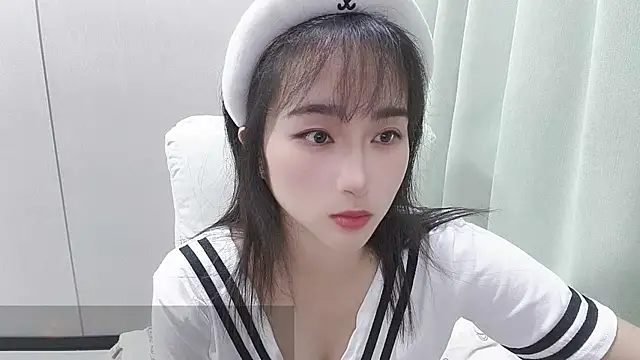 Snapshot of Honeysexy-1 chatting on October 26, 2025, 1:17 pm Honeysexy-1 online show from October 26, 2025, 1:17 pm