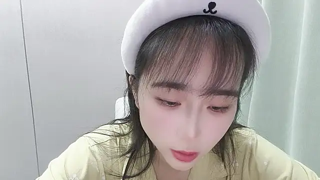 Snapshot of Honeysexy-1 chatting on November 3, 2025, 1:01 pm Honeysexy-1 online show from November 3, 2025, 1:01 pm