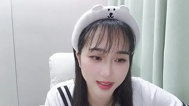 Snapshot of Honeysexy-1 chatting on November 15, 2025, 2:46 pm Honeysexy-1 online show from November 15, 2025, 2:46 pm