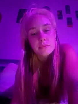 ft1glo online show from September 25, 2025, 1:20 am