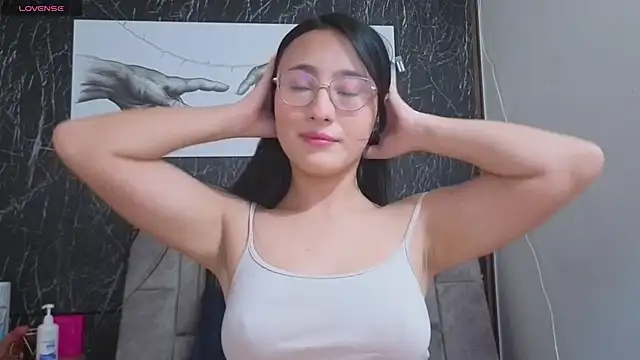 emily vermont online show from December 5, 2025, 3:48 am