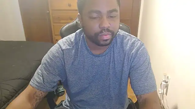 Breadwinnah online show from October 27, 2025, 2:21 pm