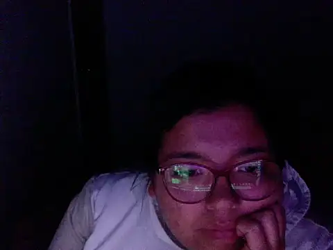 panquevis 22 online show from September 25, 2025, 1:09 am