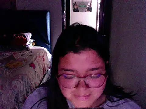 panquevis 22 online show from October 14, 2025, 4:19 pm