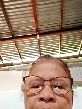 Sweet-Lita50 online show from October 5, 2025, 12:42 am