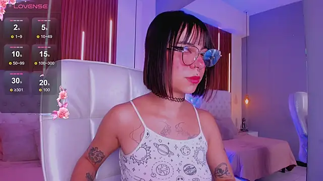 ZamabyCrucie online show from April 5, 2026, 4:15 pm