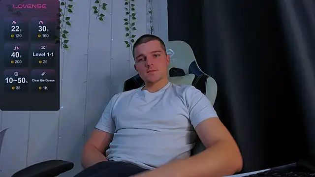 Your Claddagh online show from December 1, 2025, 2:33 pm