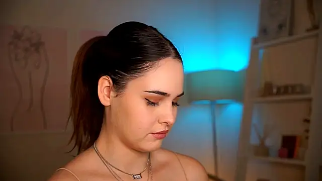 BustyGff online show from October 28, 2025, 9:13 am