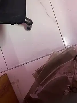 SexyImran online show from October 28, 2025, 6:28 am