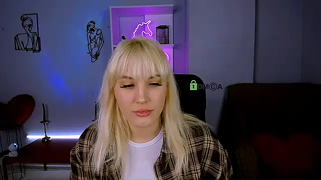 marta smith online show from December 1, 2025, 8:03 pm