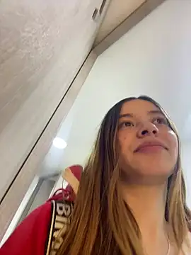 CharlotteBrownn  online show from February 27, 2026, 3:39 am