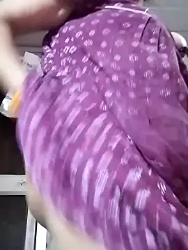 Snapshot of rani8008 chatting on September 25, 2025, 6:22 pm rani8008 online show from September 25, 2025, 6:22 pm