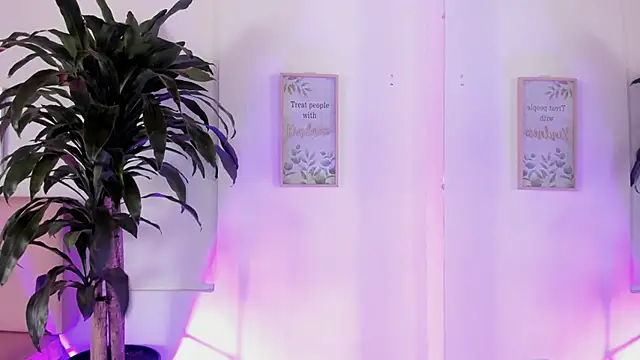 Yumii sweetgirl online show from October 2, 2025, 1:29 pm