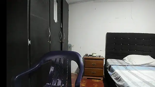 Ryan xc1 online show from December 23, 2025, 2:09 am