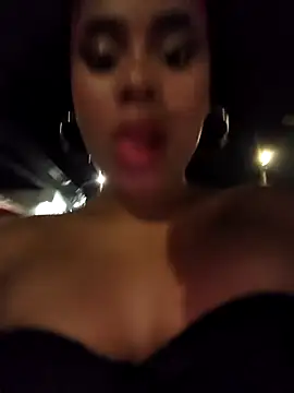 Mia-sensual online show from October 31, 2025, 4:13 am