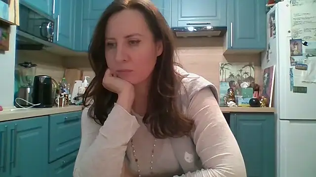 ALICAINWONDERLAND online show from January 17, 2026, 5:49 pm