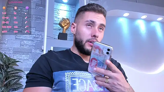 dominic de luca online show from April 4, 2026, 3:38 am