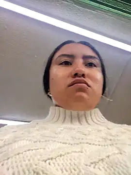 Venus Rivers online show from November 6, 2025, 1:23 pm