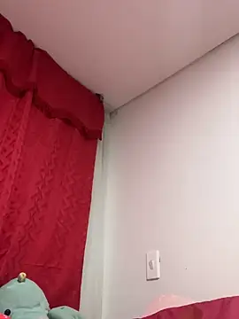 larsonbeverly online show from March 20, 2026, 1:32 am