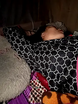 CoMay003 online show from October 16, 2025, 7:26 pm