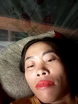 CoMay003 online show from October 22, 2025, 1:22 pm