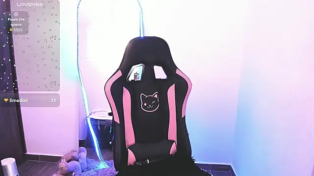 Snapshot of samiacooper25 chatting on October 21, 2025, 11:00 am samiacooper25 online show from October 21, 2025, 11:00 am