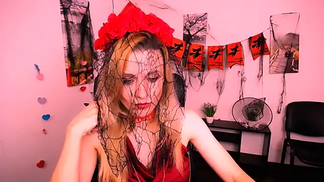 PeppyMia online show from October 31, 2025, 7:53 am