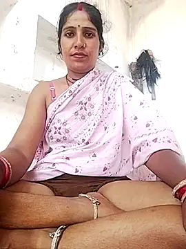 MISS-KAYA online show from July 8, 2026, 7:46 am