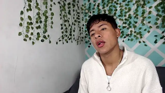 sebas boys577 online show from September 19, 2025, 2:29 pm