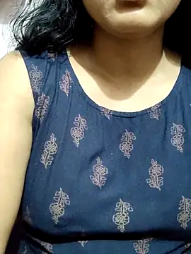 spicysuhana online show from June 3, 2026, 1:41 am