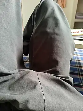 Snapshot of Bio-teacher chatting on October 9, 2025, 6:00 am Bio-teacher online show from October 9, 2025, 6:00 am