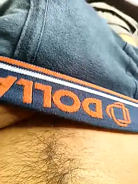 Snapshot of Bio-teacher chatting on November 3, 2025, 5:52 am Bio-teacher online show from November 3, 2025, 5:52 am