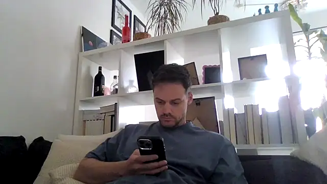 bigcockjohnxxxxx online show from October 28, 2025, 12:52 pm