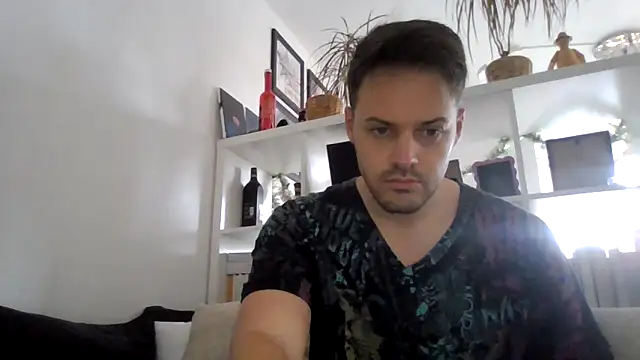 bigcockjohnxxxxx online show from December 3, 2025, 12:25 pm