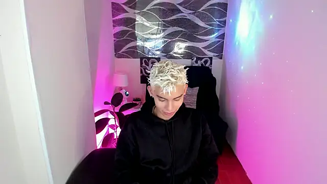 Room 69x online show from January 7, 2026, 3:31 am