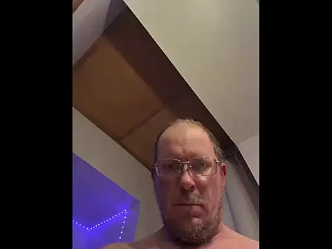 Pussyismyfavoritetaste online show from January 6, 2026, 10:23 pm