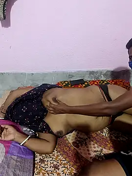 Cute-Swewty online show from September 29, 2025, 6:35 pm