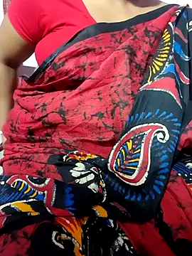 Cute-Swewty online show from December 3, 2025, 2:04 pm