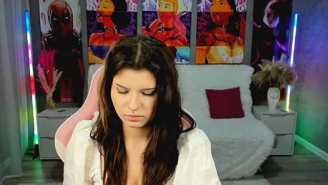 Snapshot of AnoraDark chatting on February 12, 2026, 7:31 pm AnoraDark online show from February 12, 2026, 7:31 pm