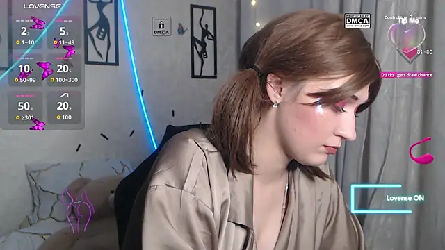 sweetest-cherry online show from October 4, 2025, 6:28 pm