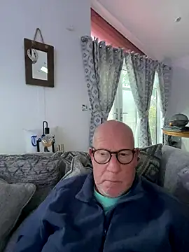 philefc online show from November 9, 2025, 4:05 pm