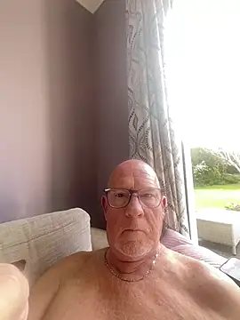 philefc online show from April 10, 2026, 8:30 am