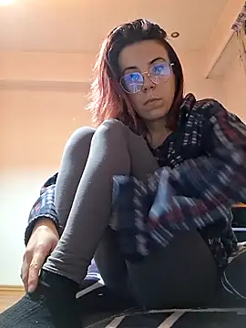 Anayssa  online show from November 15, 2025, 9:00 pm