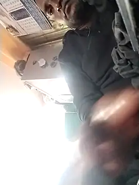 Snapshot of venomjay chatting on November 21, 2025, 1:37 am venomjay online show from November 21, 2025, 1:37 am