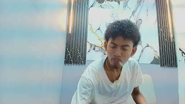 FYKMOR 1 online show from November 22, 2025, 7:35 pm