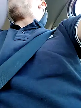 Snapshot of handsome8inchh chatting on September 8, 2025, 4:17 pm handsome8inchh online show from September 8, 2025, 4:17 pm