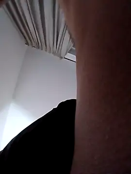 Snapshot of handsome8inchh chatting on September 14, 2025, 12:21 am handsome8inchh online show from September 14, 2025, 12:21 am