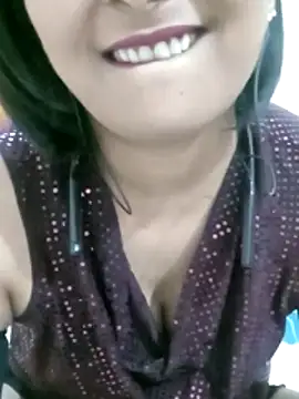 Queen Kushi4 online show from April 1, 2026, 6:16 pm