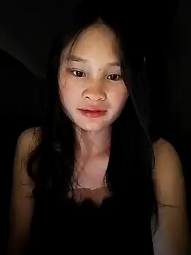 saronla 03 online show from September 14, 2025, 3:11 pm