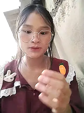 saronla 03 online show from October 11, 2025, 9:30 am